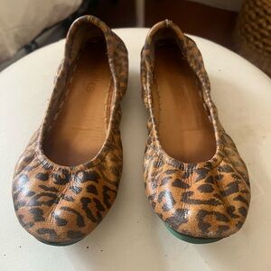 Tieks leopard print ballet flats size 5